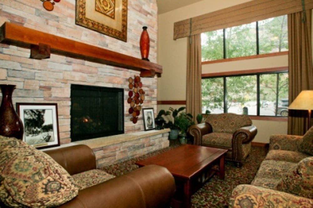 Hotel Glenwood Springs - photo 48