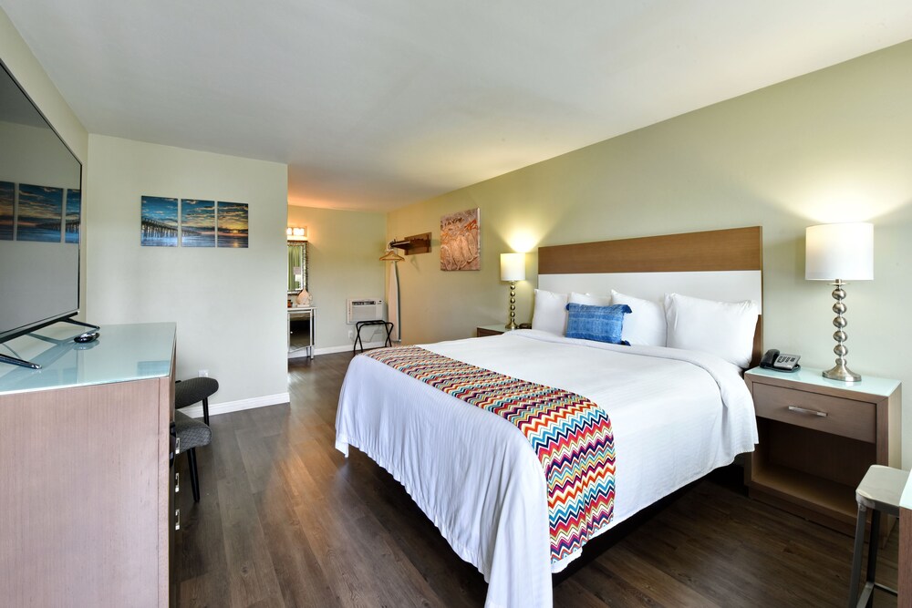 The Atwood Hotel San Diego SeaWorld Zoo - featured photo