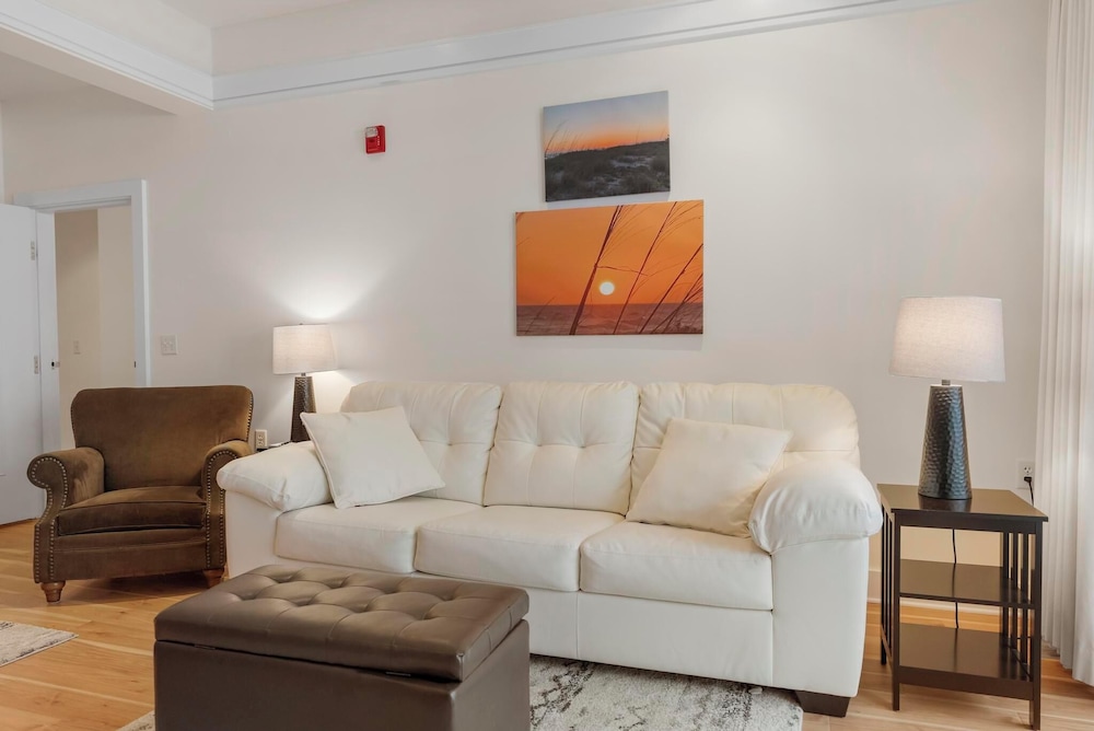 Village Suites Bay Harbor - photo 37