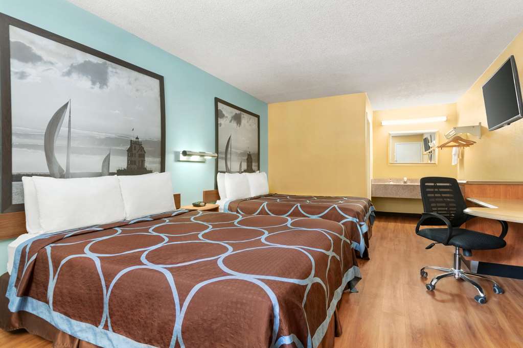 Super 8 by Wyndham Findlay - photo 7