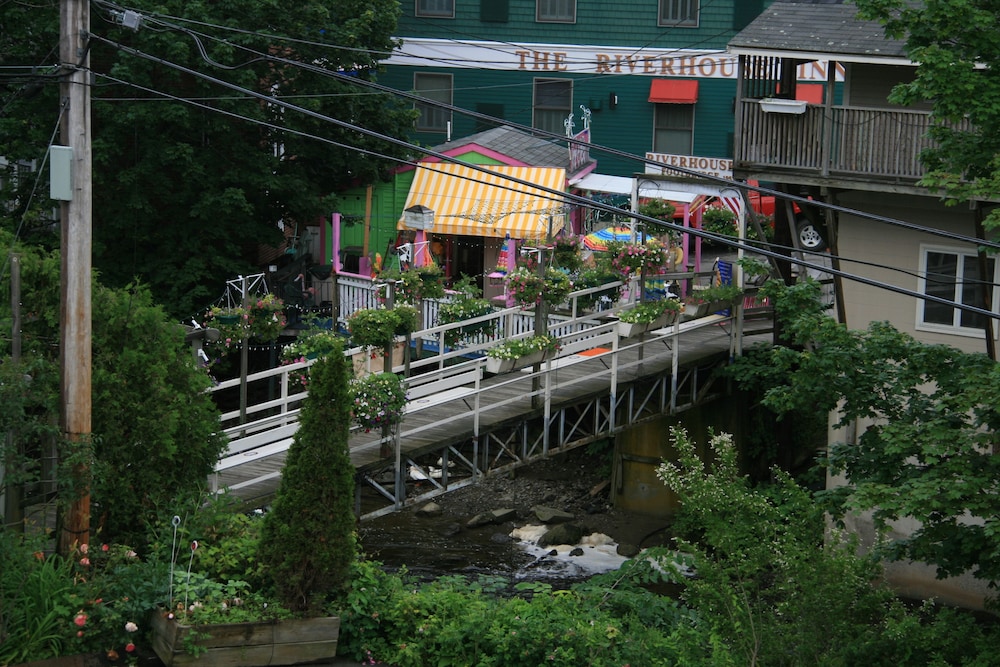 Camden Riverhouse Hotel - photo 96