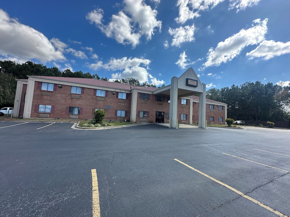 Budget Inn By OYO Barnesville Hwy 41 - featured photo