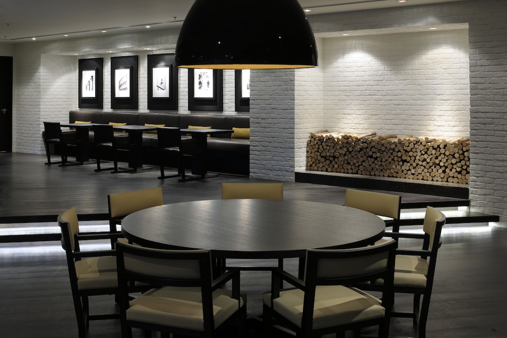 מזון ומשקאות