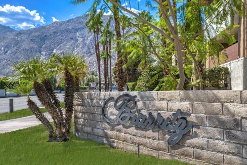 Biarritz Bliss by Oranj Palm in Palm Springs, United States