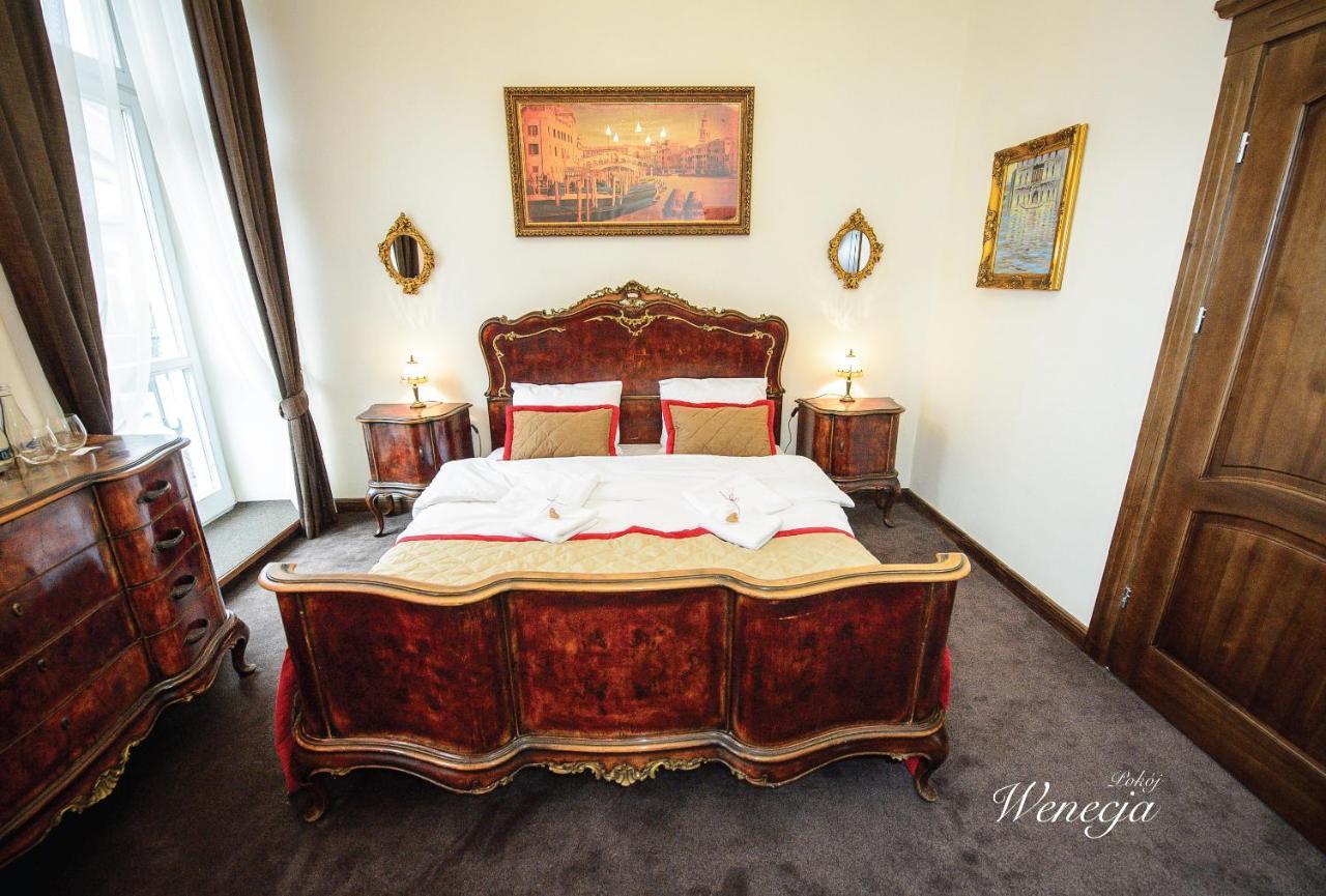 Sempre B&B — 4-Star Luxury Hotel in Plock, Poland