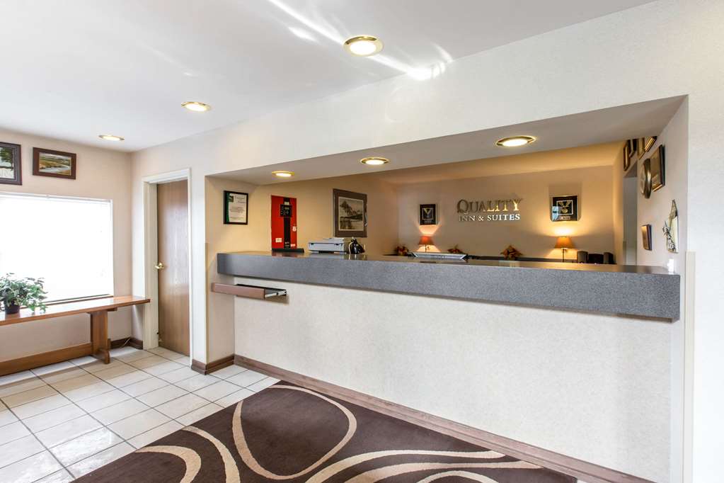Quality Inn & Suites Silverthorne Copper Mountain - photo 4
