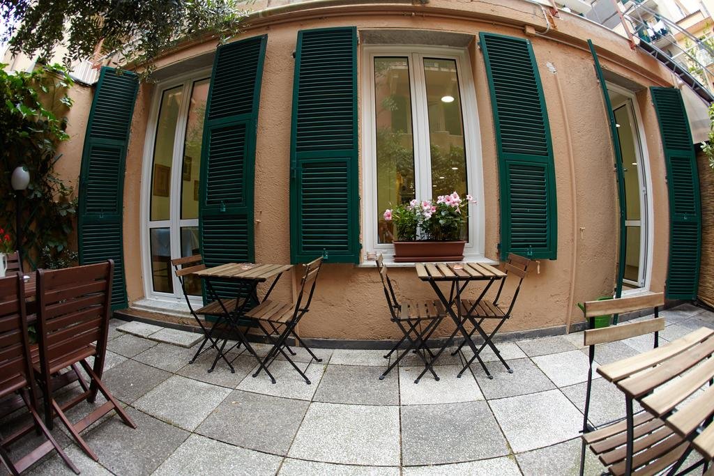 Hotel Lydia — hotel in Alassio