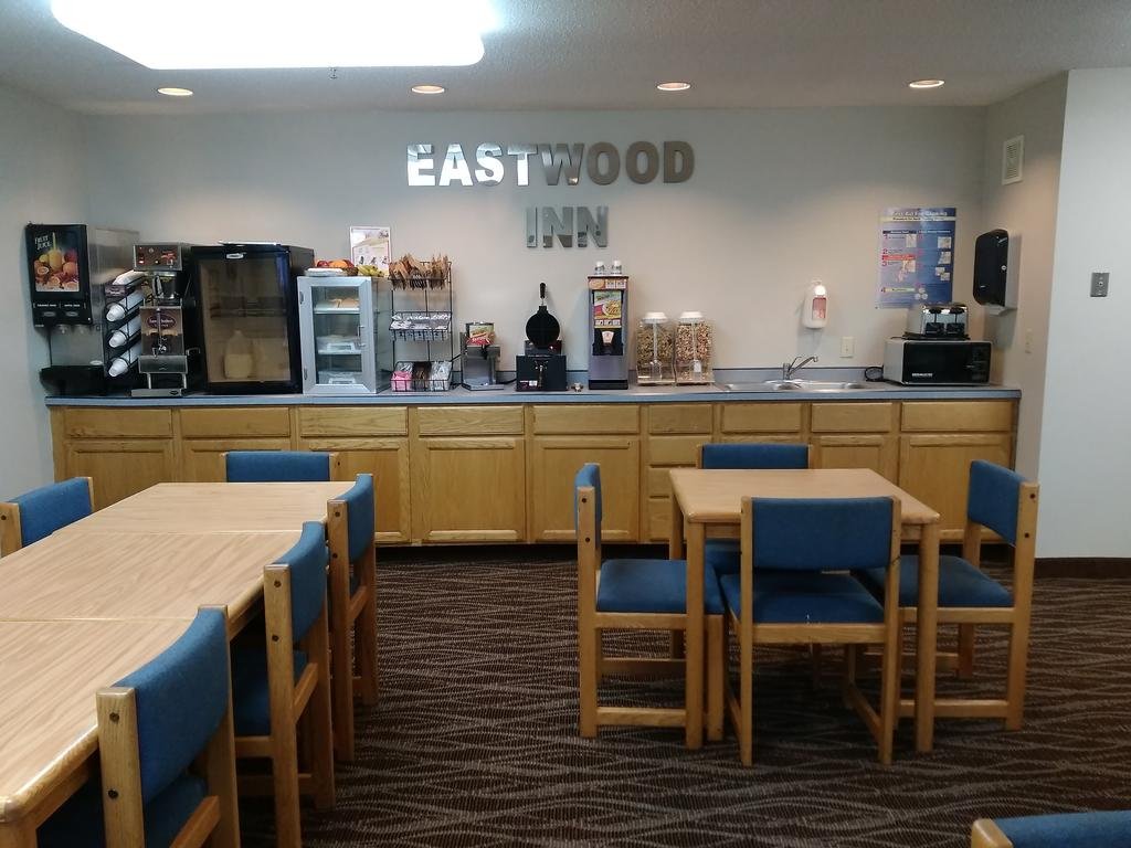 Eastwood Inn pet-friendly hotel Motley