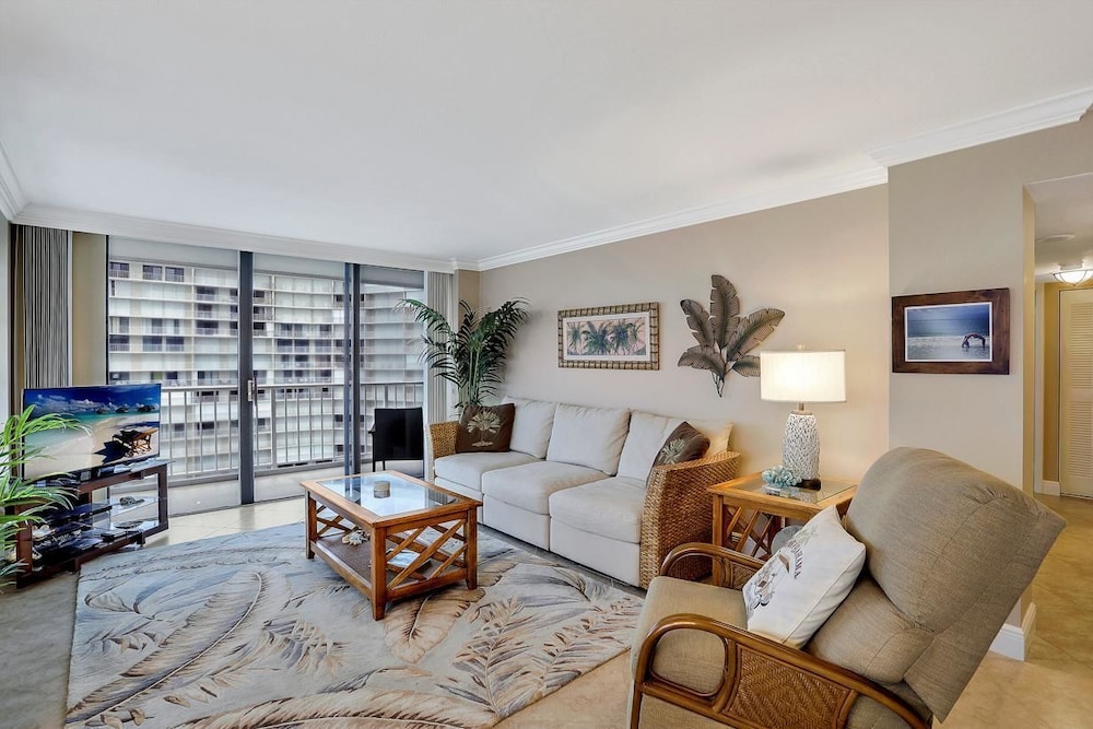 South Seas Tower 1 1212 - photo 26