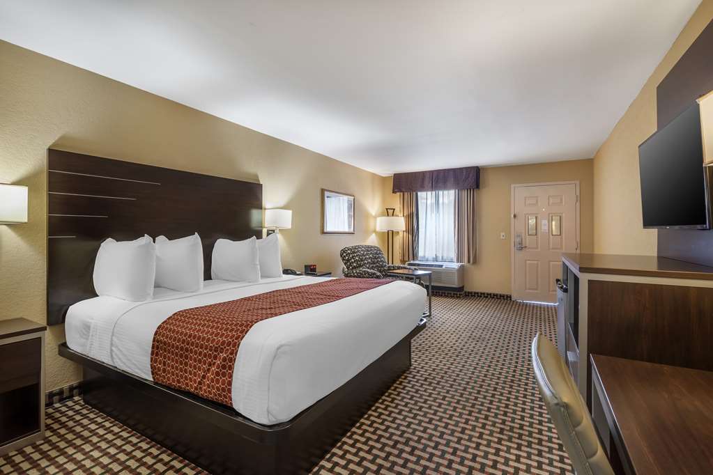 Best Western Bradford Inn - photo 3