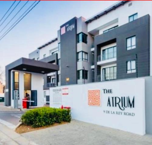 The Atrium JOBAK Guest Apartment — 4-Star Luxury Hotel in Johannesburg, South Africa