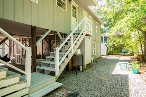 Beaching & Griping by Oak Island Accommodations - photo 31