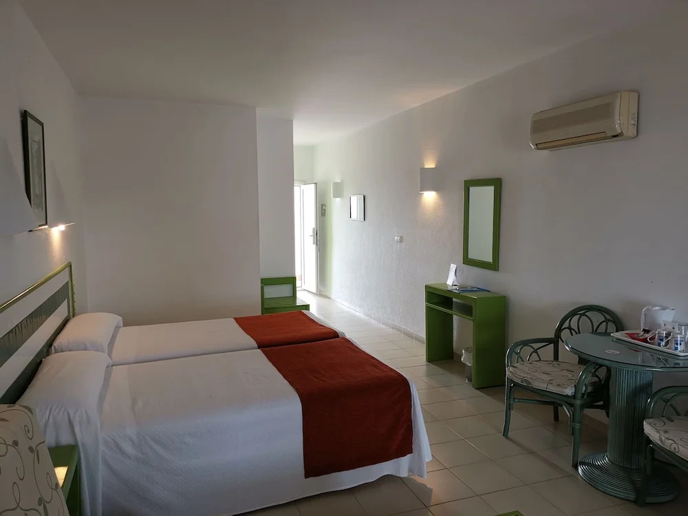 Hotel El Puntazo I — carbon neutral stay, Mojacar