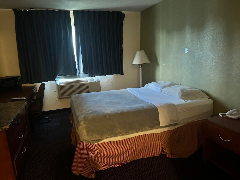 Villa Inn Motel - photo 20
