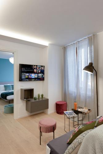 Pieno Centro Storico Nuovo Appartamento Sarpi — 4-Star Luxury Hotel in Udine, Italy
