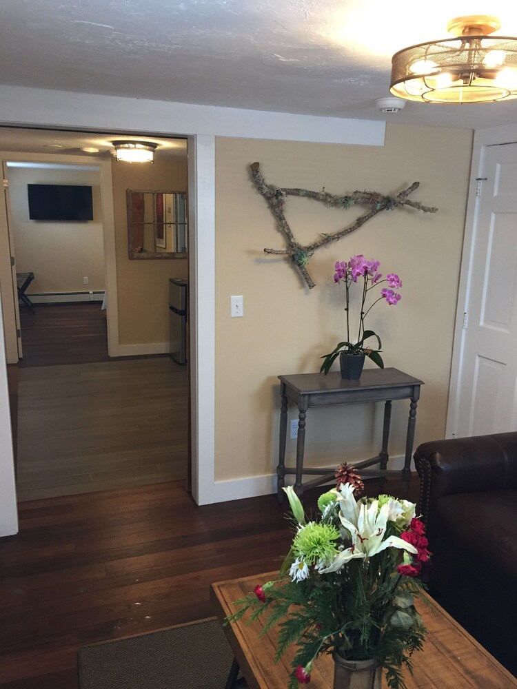 Sea Street Inn - photo 22