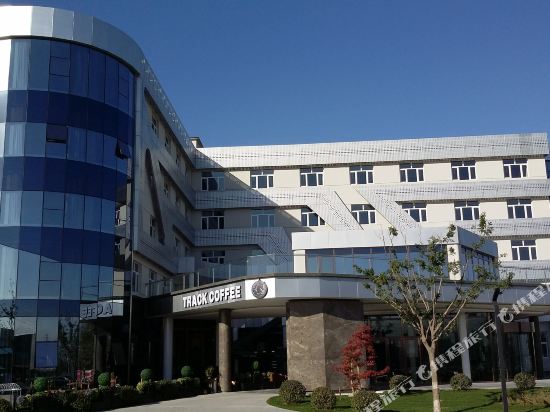 Jun Hotel - carbon neutral hotel in Beijing