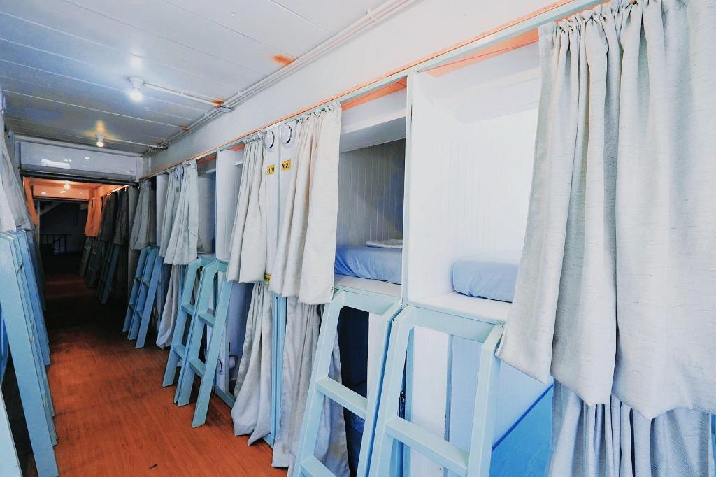Easy Monday Khaosan Hostel