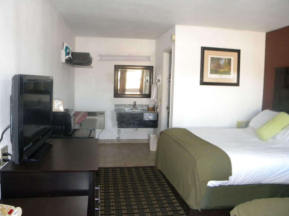 Ranger Inn - photo 2