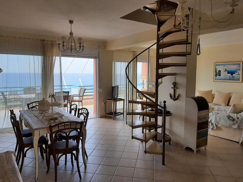 Endless blue Kanali — 4-Star Luxury Hotel in Kanali, Greece