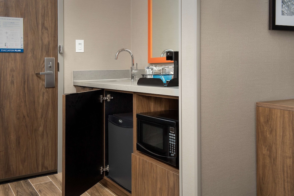 Hampton Inn Baltimore Downtown Convention Center - photo 20