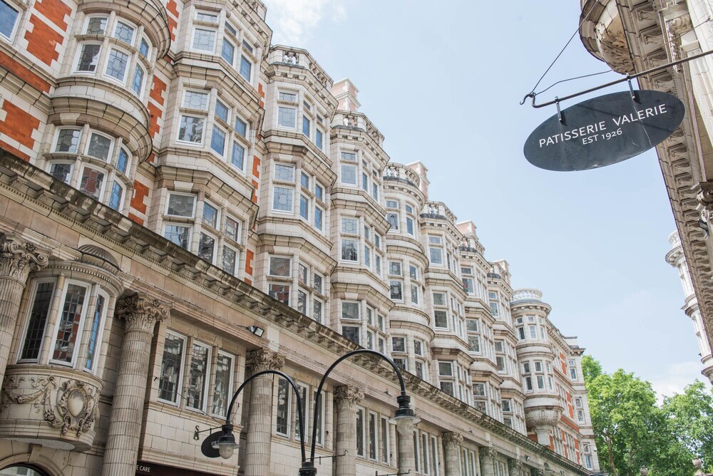 Deluxe 1BR in West End by Sonder