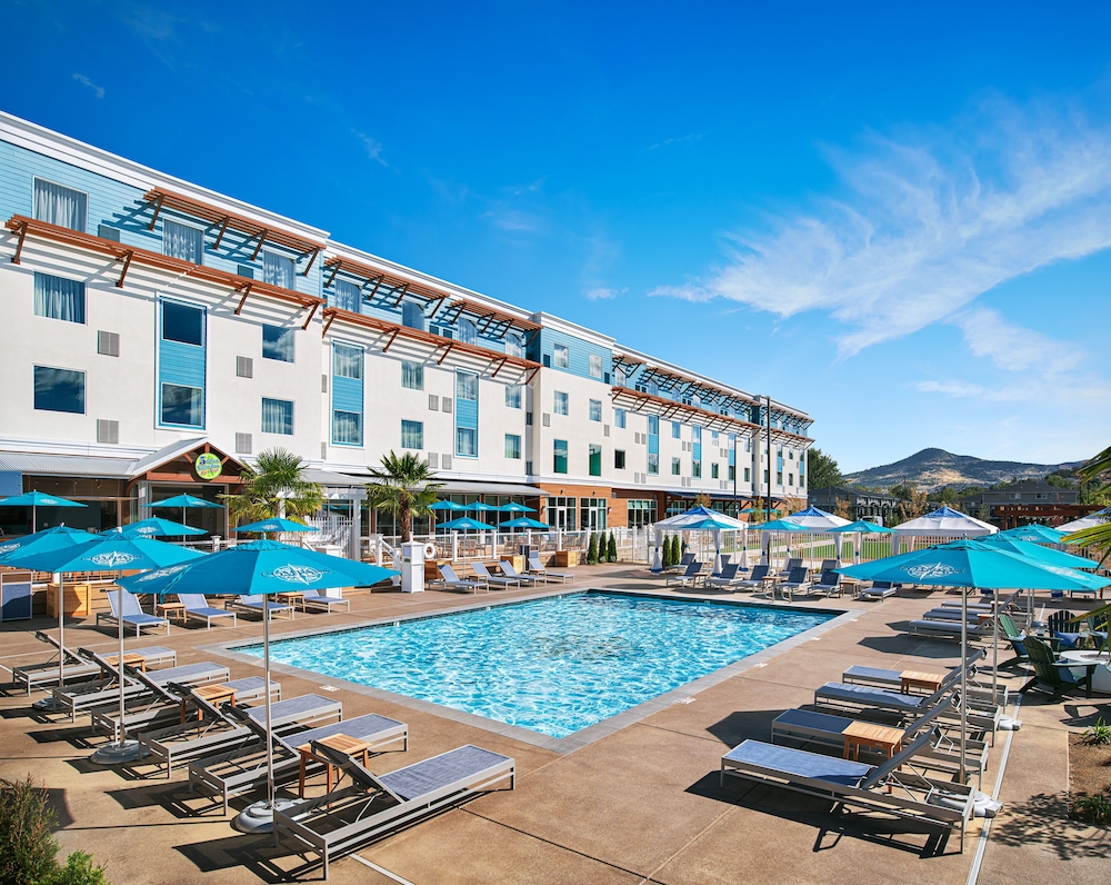Compass by Margaritaville in Medford - photo 16
