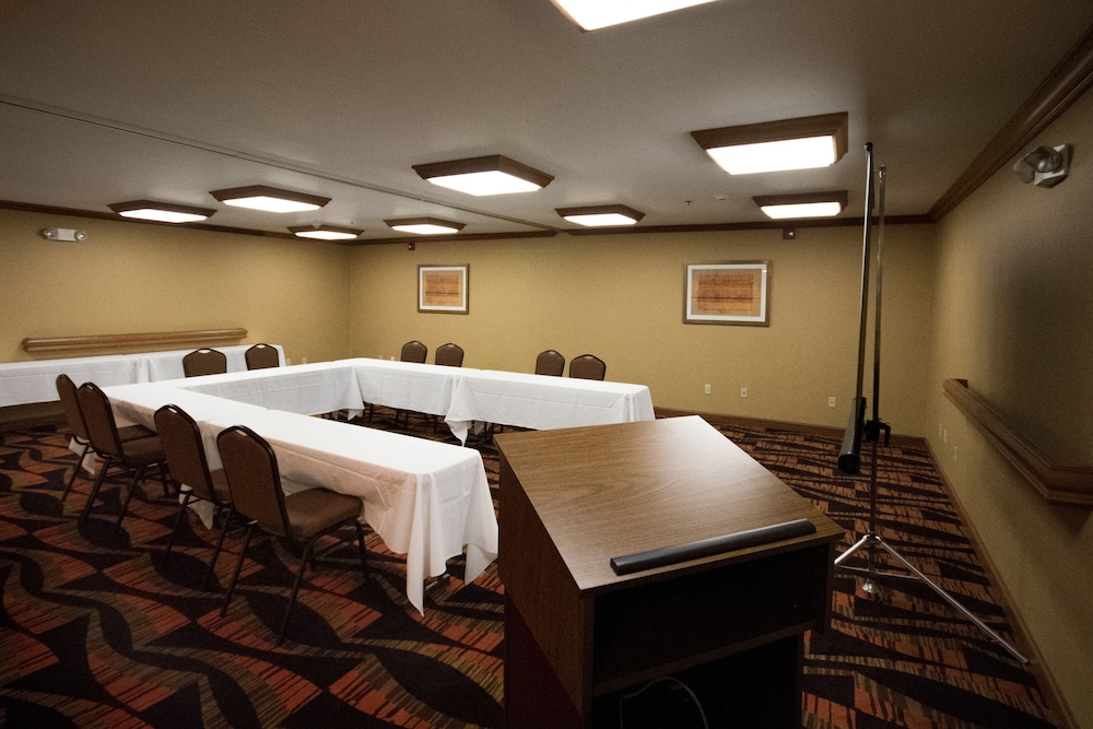 Hampton Inn & Suites St. Louis Chesterfield - photo 60