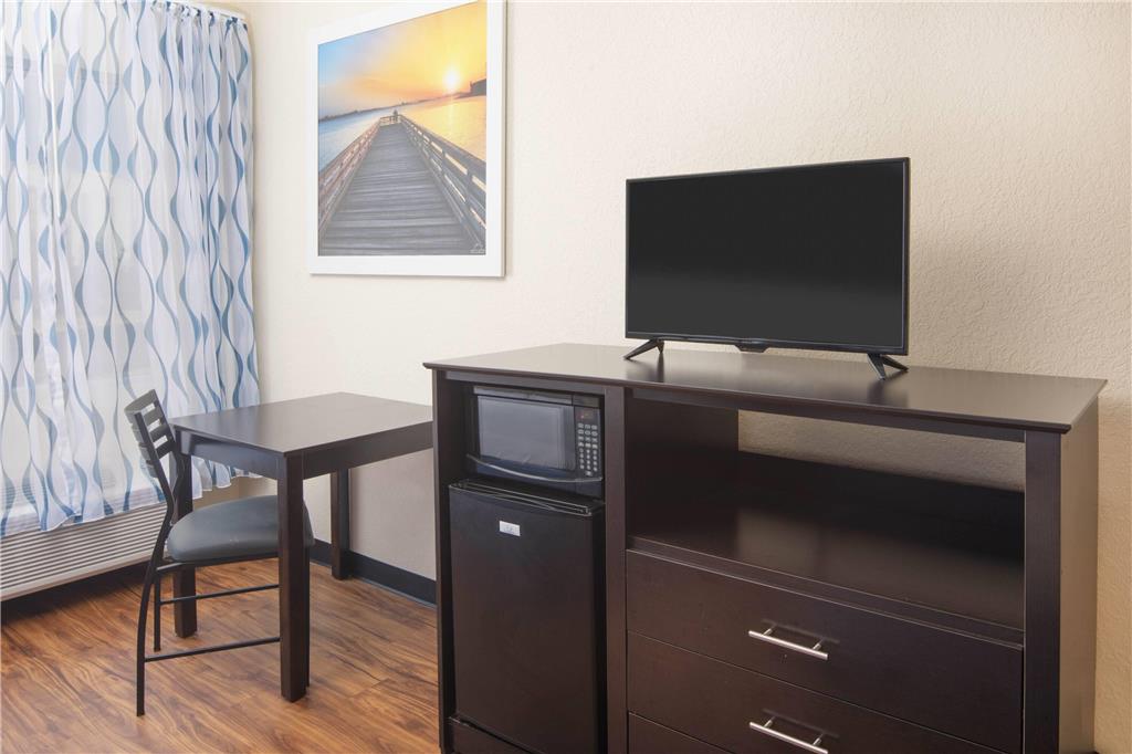 Days Inn by Wyndham Macon I 75 North - photo 8