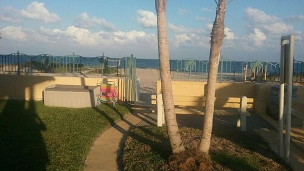 Ebb Tide Resort Oceanfront - photo 38