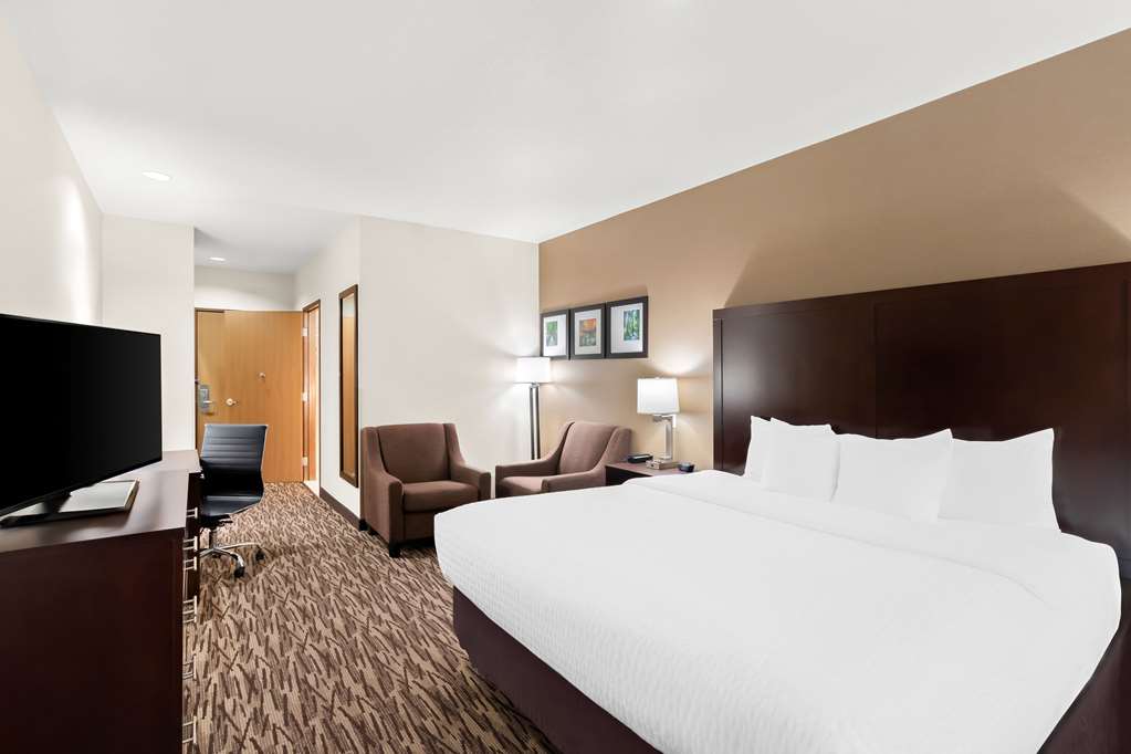 Comfort Suites Portland Airport - photo 15