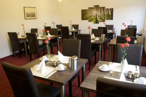 Hotel am Bad — Esslingen — photo 2