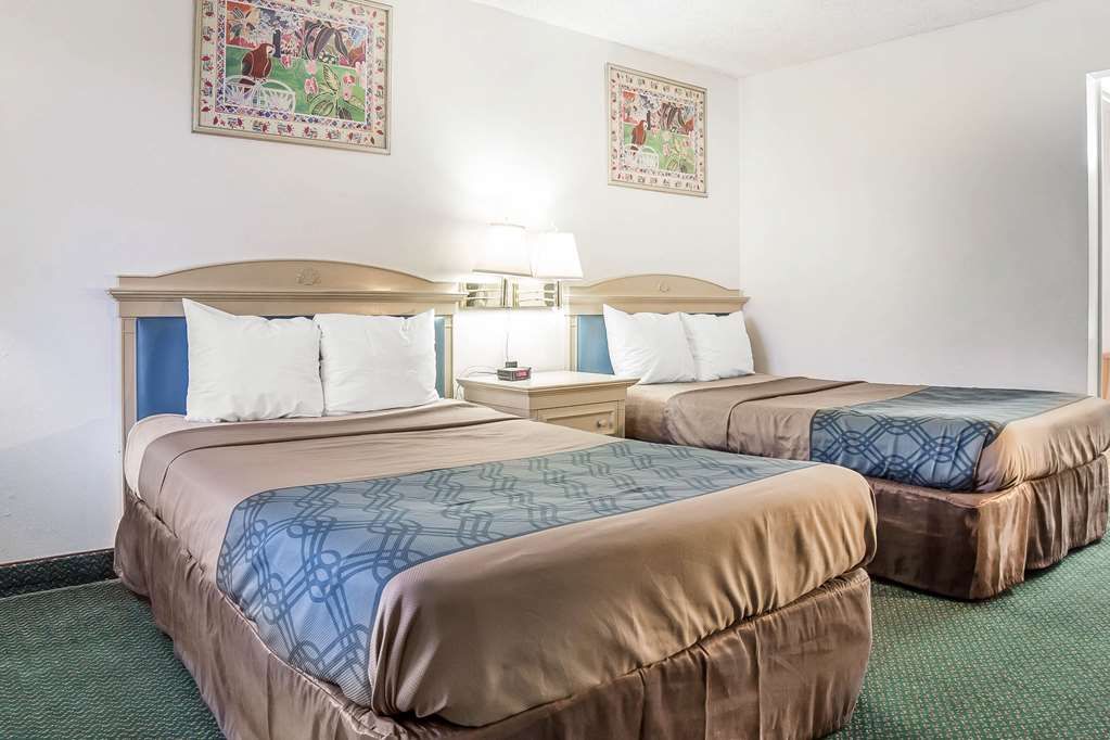 Econo Lodge Lewiston - photo 6