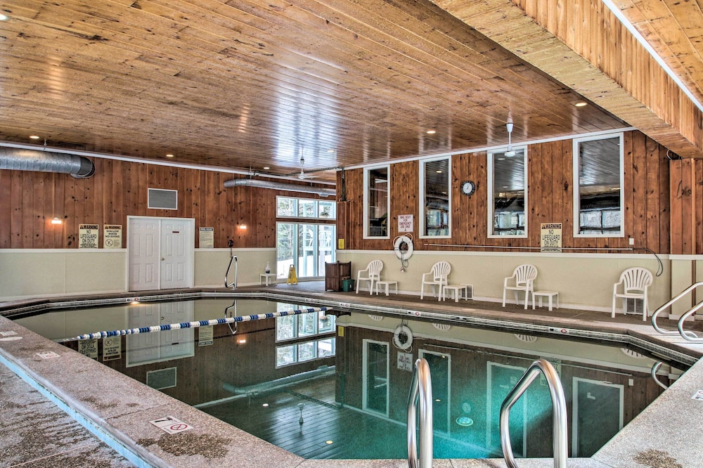 The Seasons Resort — Bartlett — photo 2
