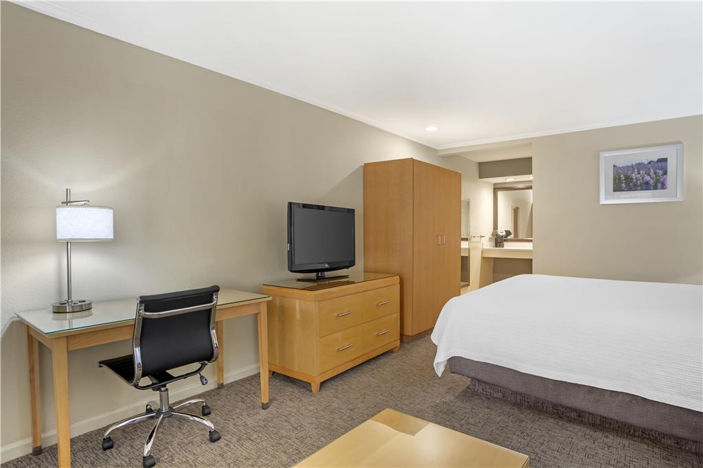 Best Western Plus Dixon Davis - photo 39