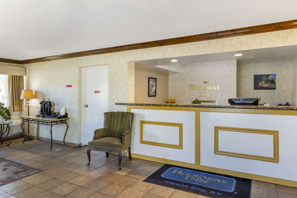 Rodeway Inn at Nevada State Capitol - photo 4