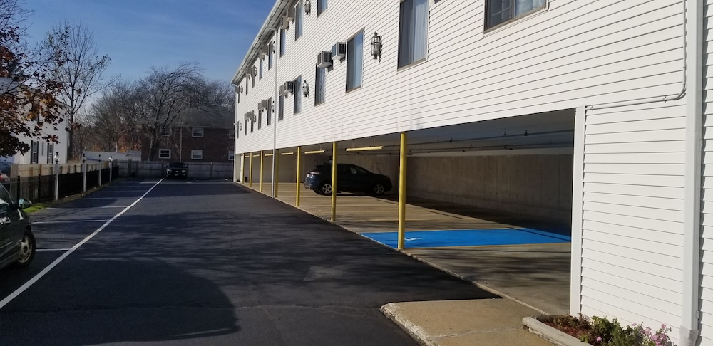 Hampton Village Inn - photo 47