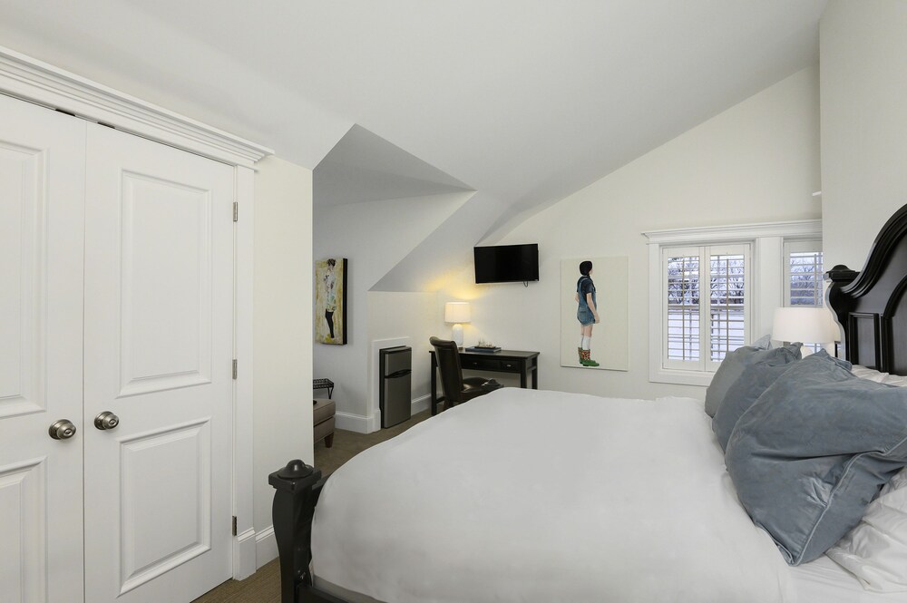 Oak Street Mansion - photo 21