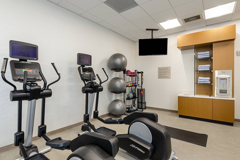 SpringHill Suites by Marriott Charleston Airport & Convention Center - photo 51