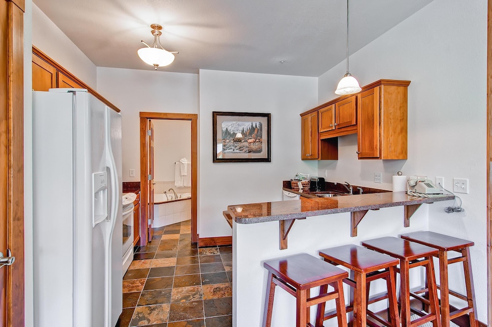 Black Canyon Inn Unit F10 - photo 7