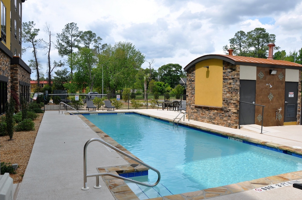 Holiday Inn Express & Suites Perry National Fairground Area #34 by IHG - photo 50