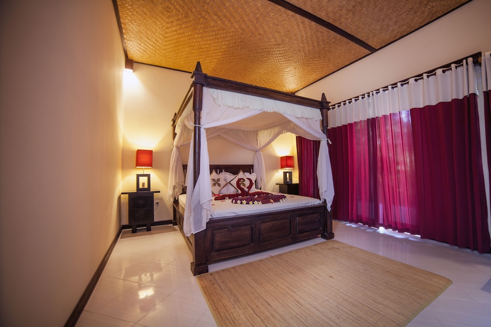 Man’s Cottages and Spa