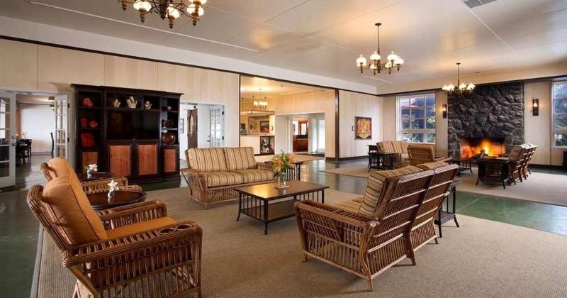 Volcano House — 4-Star Luxury Hotel in Volcano, United States