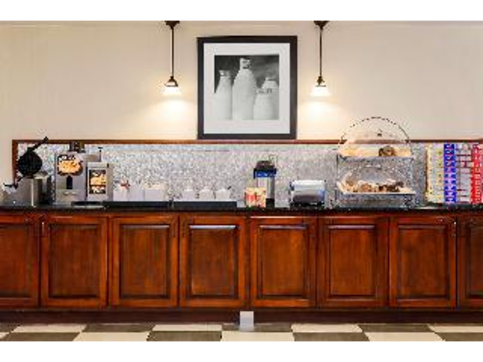 Red Lion Inn & Suites Hattiesburg - photo 12