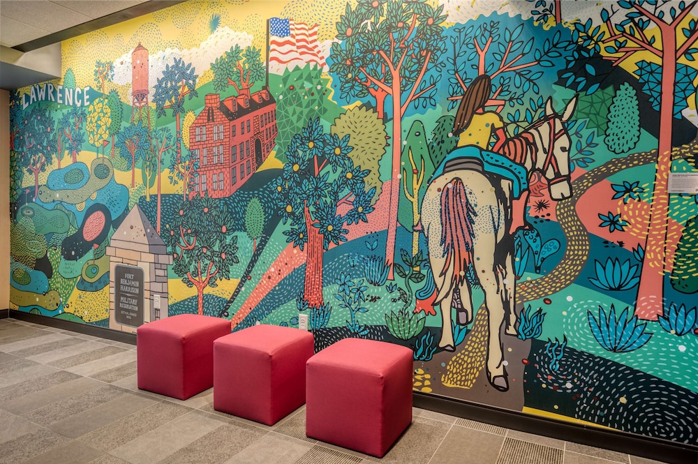 Tru by Hilton Indianapolis Lawrence - photo 3