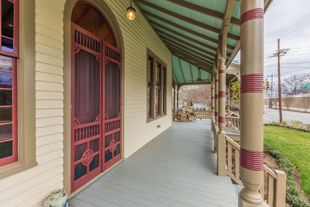 Summit Street Inns - photo 110