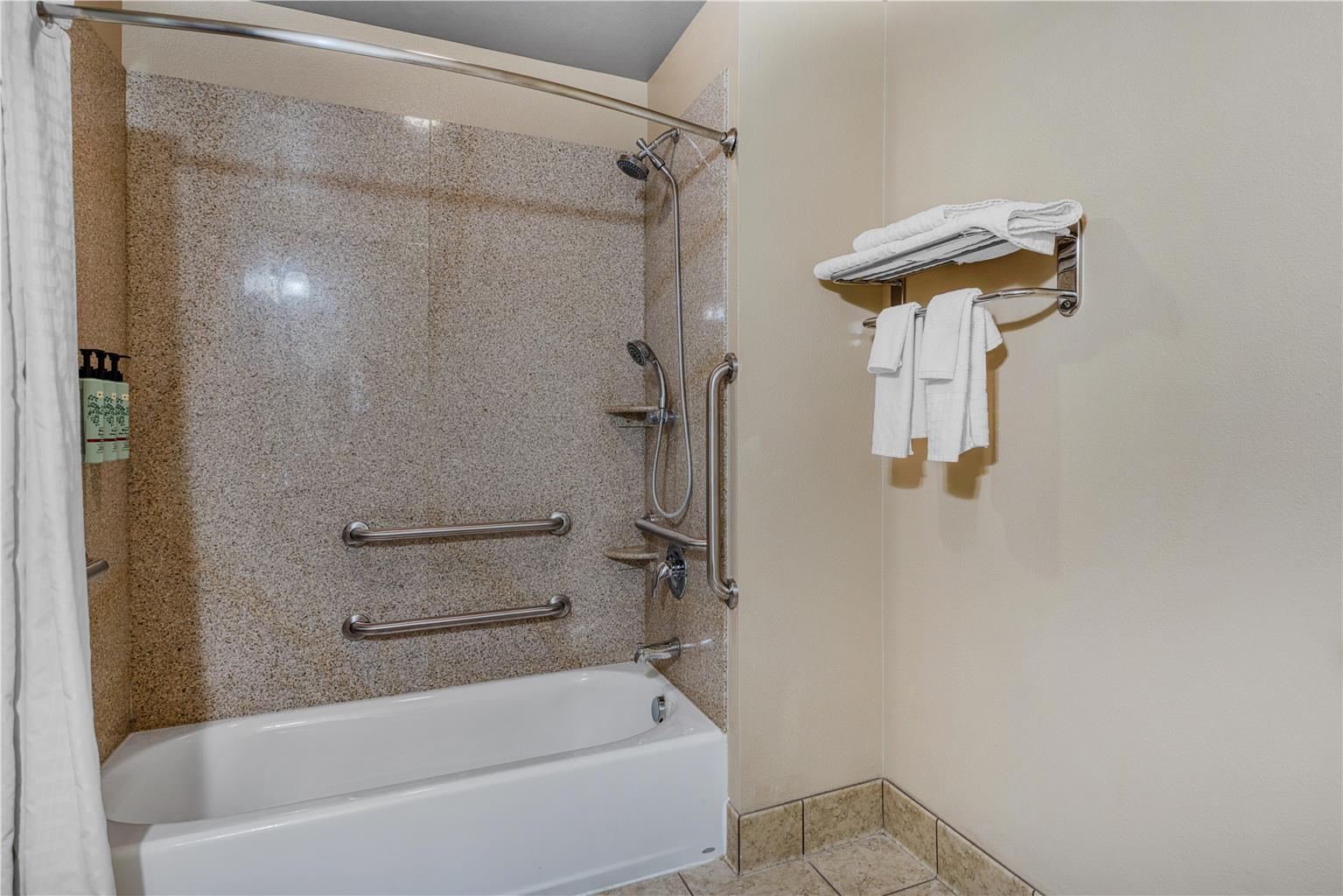 Best Western Shelby Inn & Suites - photo 36