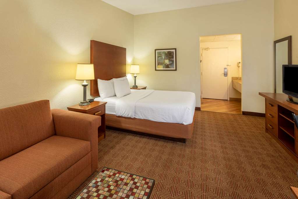 La Quinta Inn by Wyndham Minneapolis Airport Bloomington - photo 33