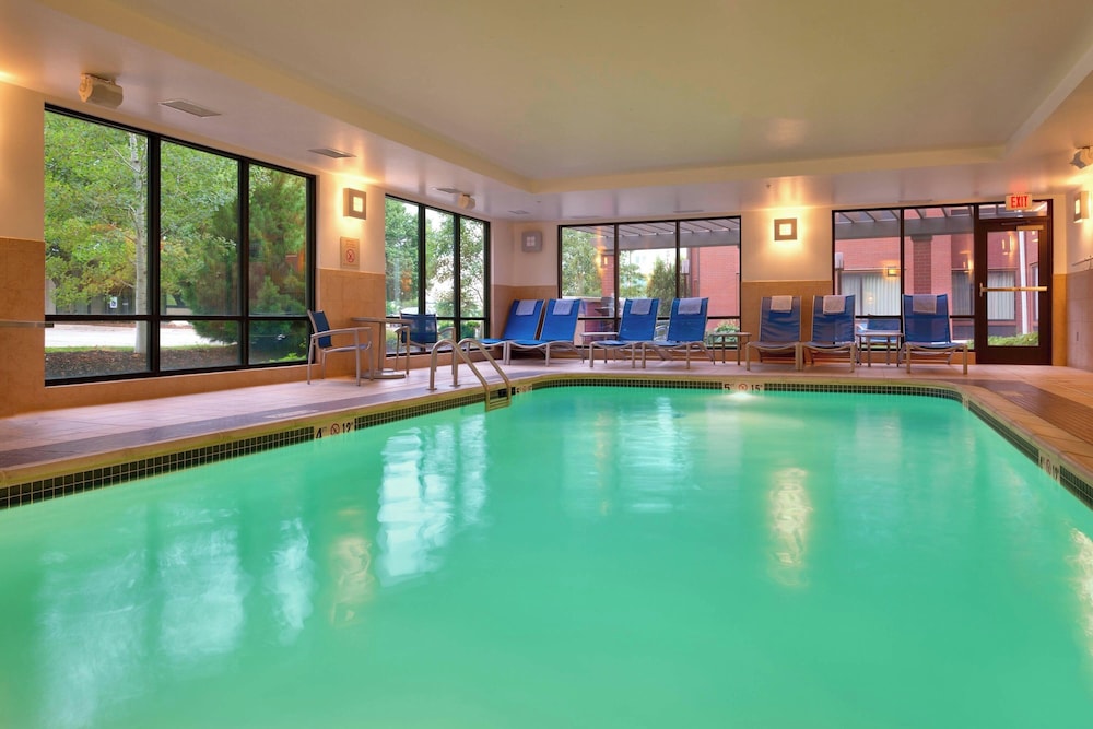 TownePlace Suites by Marriott Omaha West - photo 13