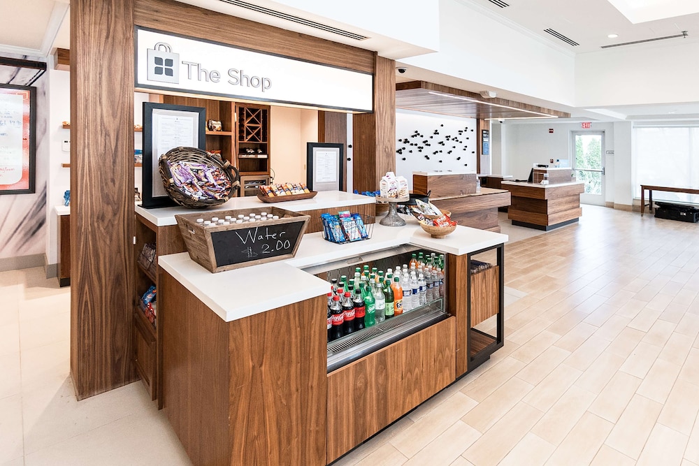 Hilton Garden Inn Fairfax - photo 34